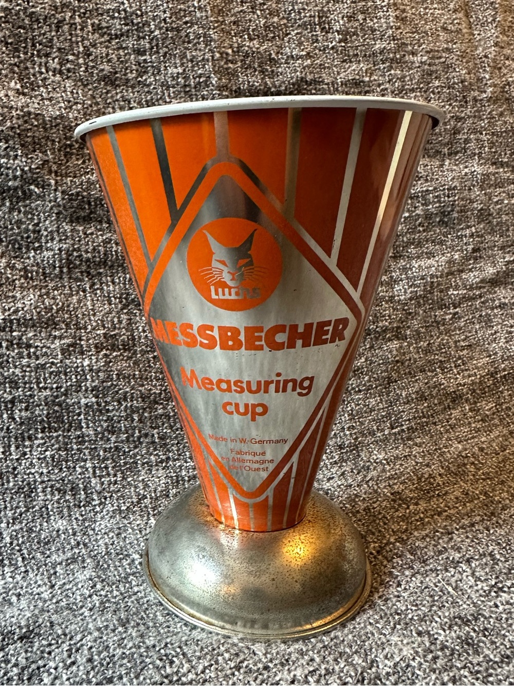 Luchs Messbecher measuring cup • metal • vintage